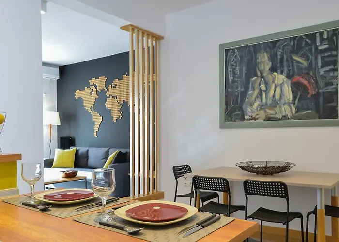 Phaedra Apartment